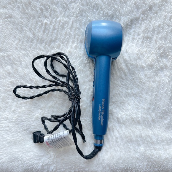 BaBylissPRO Nano Titanium Miracurl Advanced Automatic Curler - Picture 2 of 4